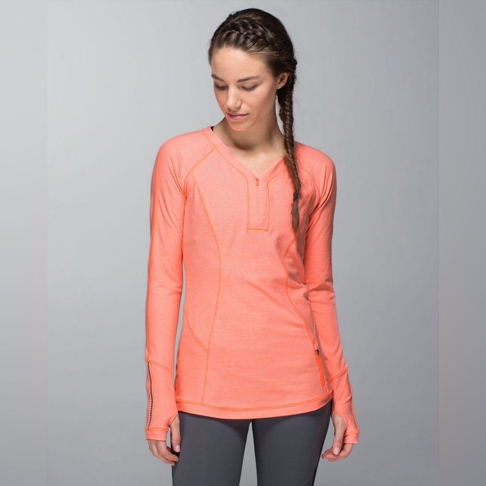 Lululemon Love Some Run Long Sleeve
Heathered Very Light Flare size 4
